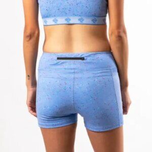 RABBIT LEGGY 2.5" RUNNING SHORT PATTERN WOMENS